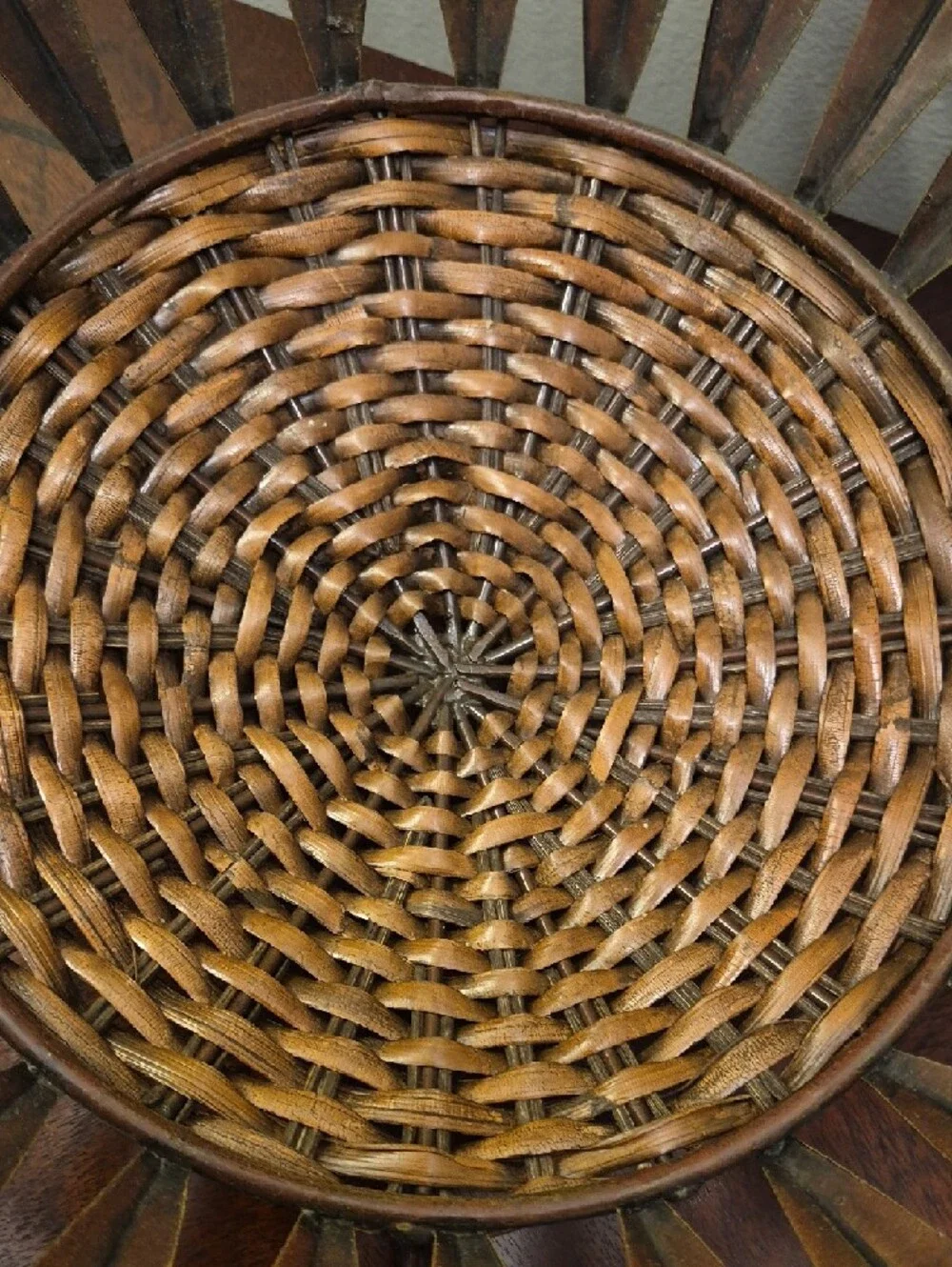 Hand Made In Vietnam  Brown Woven‎ Metal Decorative Bowl Basket